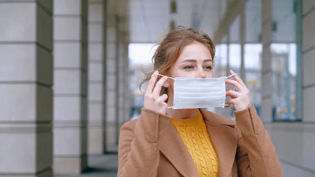 Hindari Kontak Langsung dengan Asap dengan Menggunakan Masker