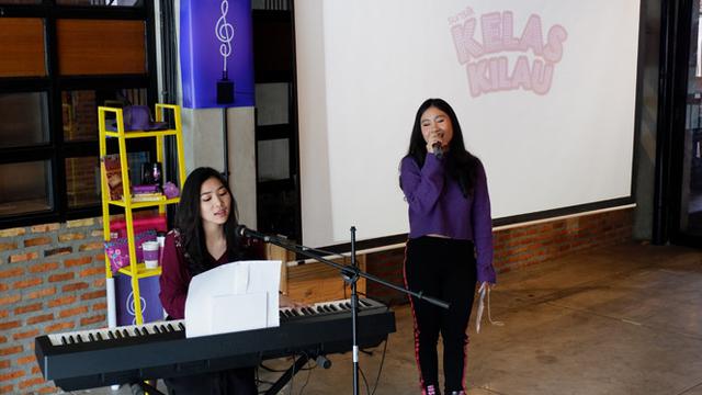 Isyana Sarasvati dan Adeline