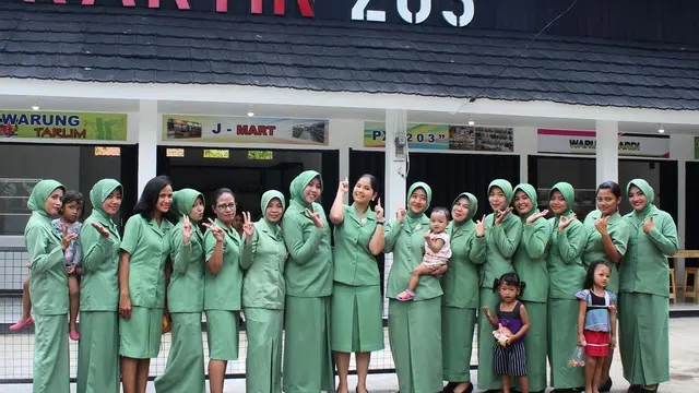 Kenang AHY saat Jadi TNI, Ini 6 Potret Annisa Pohan Pakai Baju Persit