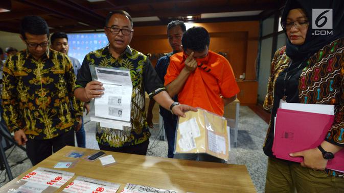 FOTO: Napi Narkoba Bobol Rekening Nasabah Bank dari Balik Lapas