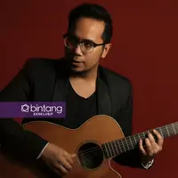 Adera menuangkan ide-ide brilian lewat indahnya alunan nada. (Photographer: Galih W. Satria/Bintang.com, Stylist: Indah Wulansari/Bintang.com, Digital Imaging: Muhammad Iqbal Nurfajri/Bintang.com)