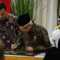 Wakil Presiden K.H. Ma’ruf Amin bersama Pj. Bupati Garut Barnas Adjidin, mencanangkan pengembangan sarana prasarana TWA Talaga Bodas, Garut, Jawa Barat, menuju kawan wisata kelas dunia. (Liputan6.com/Jayadi Supriadin)