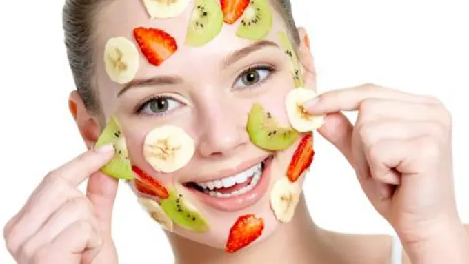 Komedo Bisa Hilang dengan 3 Scrub Buah Ini