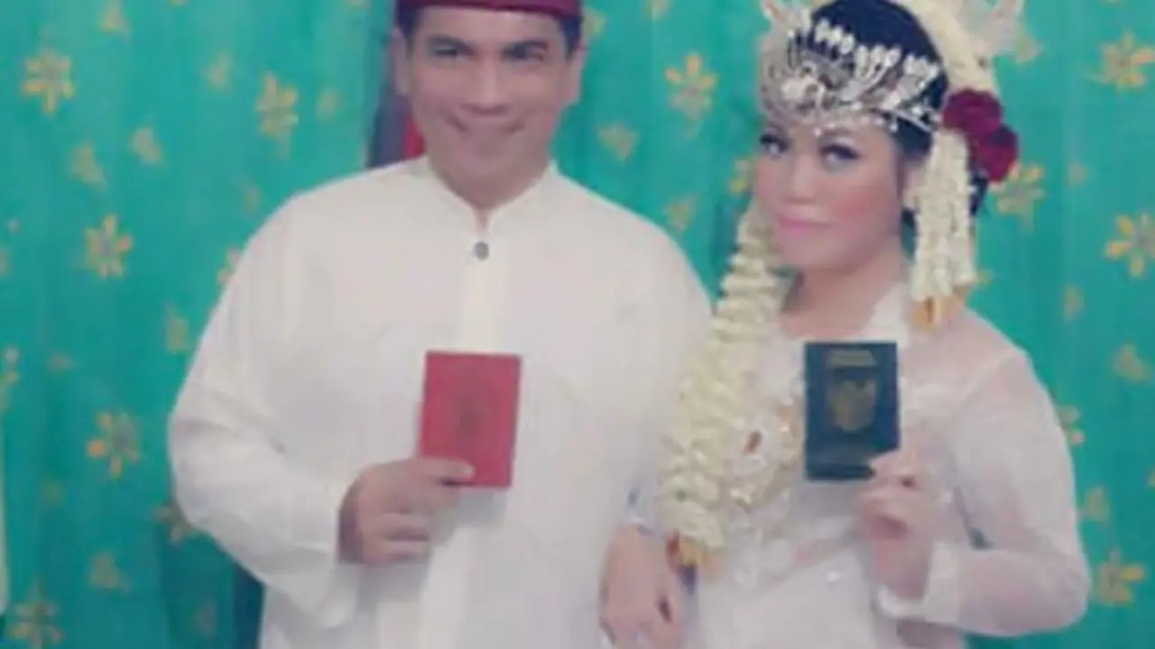 Krisna Mukti resmi menikahi Devi Nurmayanti