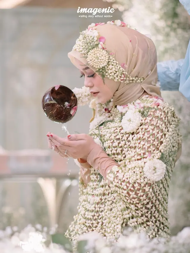 Pesona 6 Artis Saat Siraman Jelang Pernikahan, Auranya Terpancar