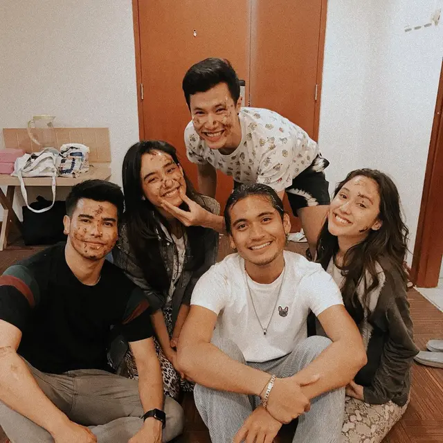 6 Potret Emeraldy Rafael, Pemeran Agil di Sinetron Love Story The Series