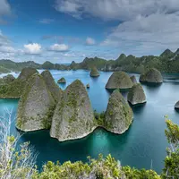 Wayag, Raja Ampat, Papua. (Foto: Shutterstock.comBy Eduardie Lie)