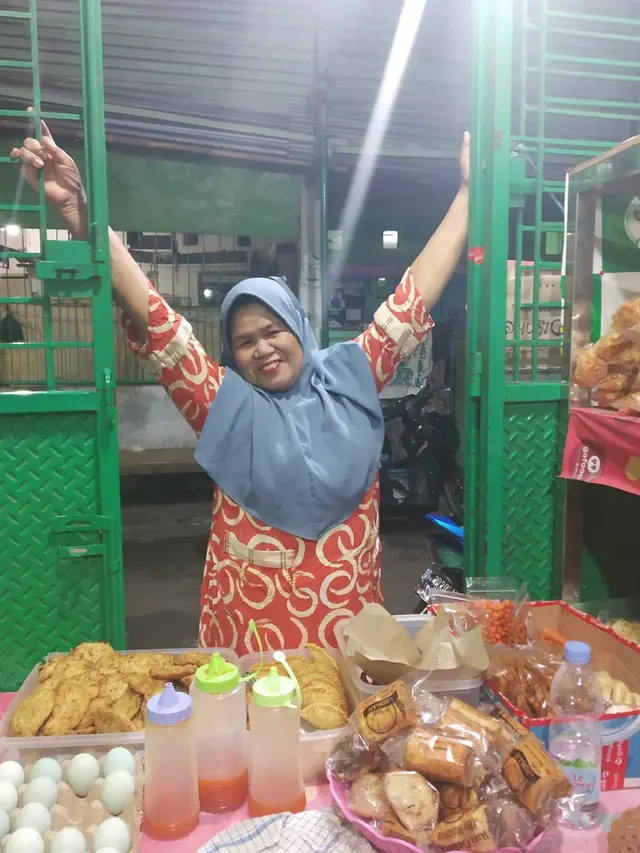 Kuliner Makassar Selain Coto dan Konro, Songkolo Bagadang Alhamdulillah