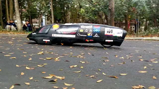 Mobil Hemat Energi Melaju Nyaris Tanpa Deru di Jalanan Kota Malang