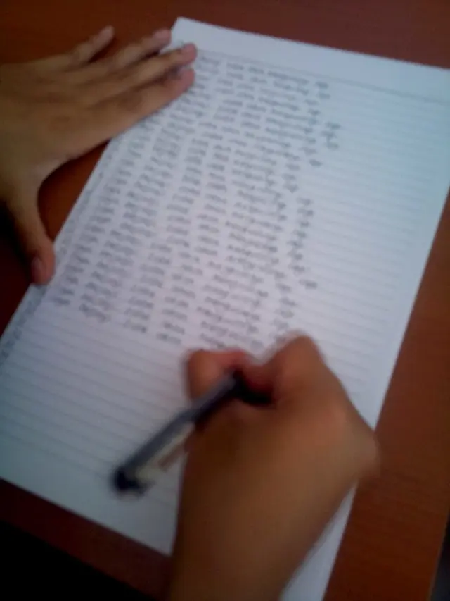 Meski Pernah Kesal, Tapi 9 Momen Dihukum Guru Ini Bikin Kangen Sekolah