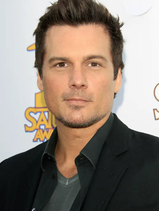 Sang sutradara dikabarkan berada di The Nice Guy bersama model 24 tahun, CJ Franco. Keduanya berpesta hingga pukul 2 pagi sebelum meninggalkan lokasi tersebut secara bersamaan. (Bintang/EPA)