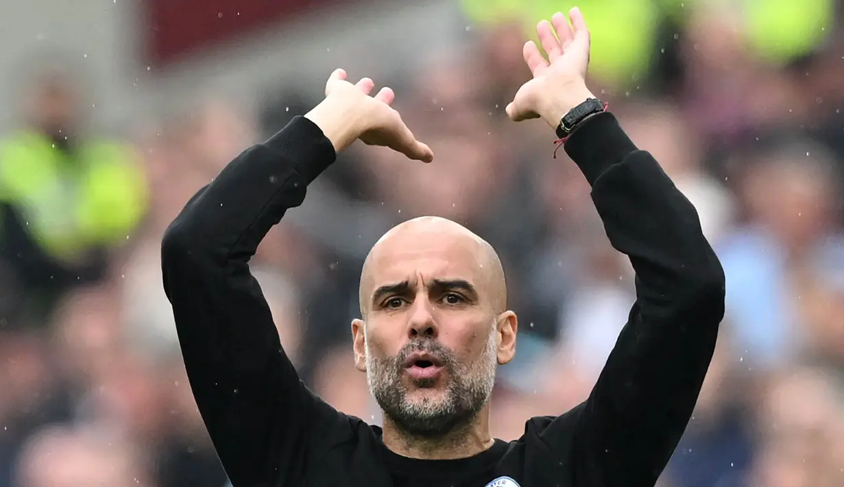 Berkat serangan-serangan tajam akhirnya West Ham mampu membobol gawang City. Gol dari West Ham United diborong oleh Jarrod Bowen. (AFP/Justin Tallis)