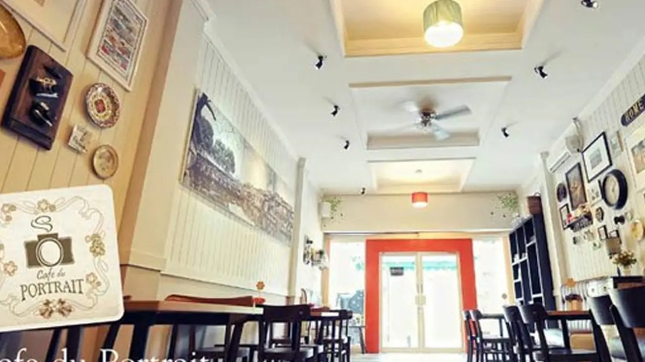 131208bcafe.jpg