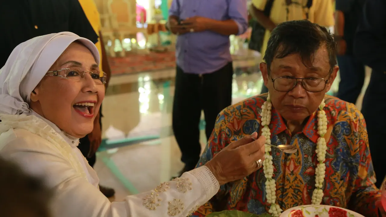 Nani Wijaya dan Ajip Rosidi