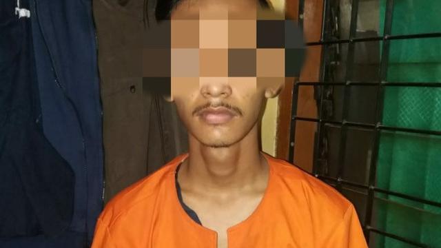 Salah satu remaja penggilir bocah SD ditahan di Polsek Bukitraya Pekanbaru.