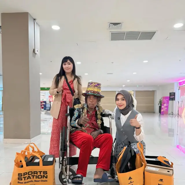 6 Potret Ria Ricis Bertemu Pak Tarno,