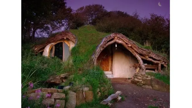 7 Desain Rumah Anti Mainstream Ini Bikin Geleng Kepala, Tertarik Mencoba?