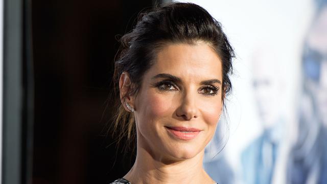 Facial Mr P Rahasia Awet Muda Sandra Bullock Showbiz Liputan6 Com