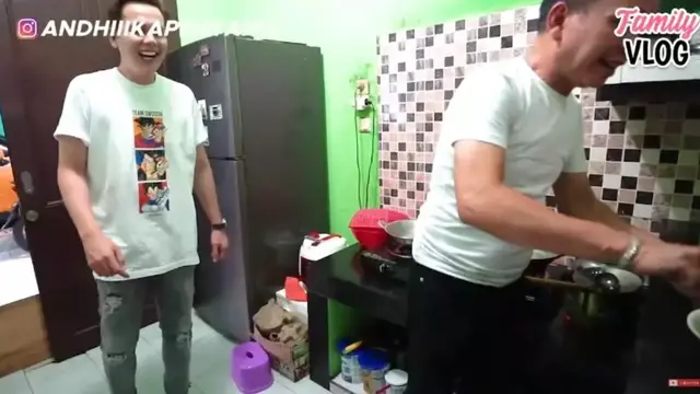 Potret Dapur Ayu Ting Ting yang Minimalis, Kaya Warna Putih dengan Tembok Nuansa Green Screen