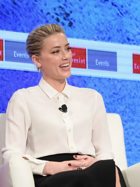 “Hubungan jarak jauh di antara kami lantaran kesibukan pekerjaan, membuatnya terasa lebih sulit,” tambahnya. (AFP/Mike Coppola)