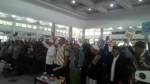 Deklarasi pemilu damai yang dilakukan seluruh lapisan masyarakat Garut