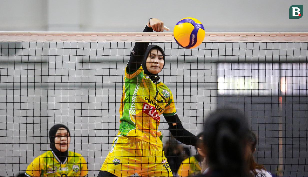Bermain sebagai Outside Hitter (OH), Hany sempat membela beberapa tim top Proliga seperti Jakarta BNI 46, Jakarta Pertamina Energy, dan Bandung Bank Jabar Banten. (Bola.com/Bagaskara Lazuardi)