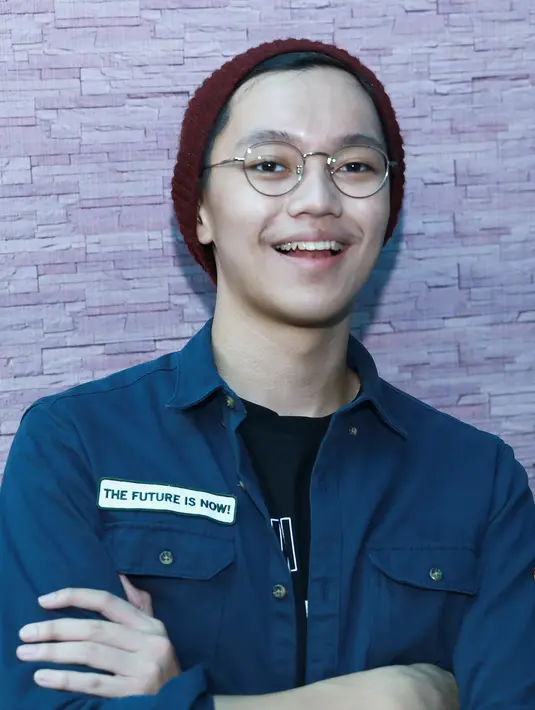 "Mungkin tanggung jawab sebagai orangtua, mereka mau kasih uang. Tapi aku mau bayar pakai uangku walaupun 50 persen. Pokoknya aku mau merasa ada tanggung jawab," kata Brandon Salim pada liputan6. (Galih W. Satria/Bintang.com)