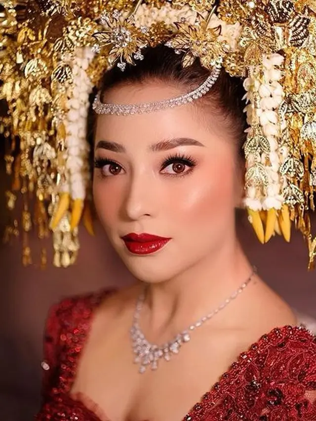 Nikita Willy (Instagram/marlenehariman)