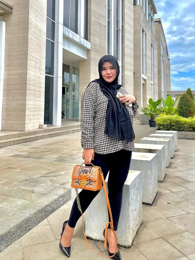 7 Potret Terbaru Rosa Meldianti Keponakan Dewi Perssik, Disebut Pancarkan Aura Positif