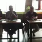 Kepala Bidang Pembinaan dan Prestasi Softball Perbasasi Billy Asmoro (kiri) memberi keterangan kepada media di Jakarta, Sabtu (18/3/2017). (Liputan6.com/Harley Ikhsan)