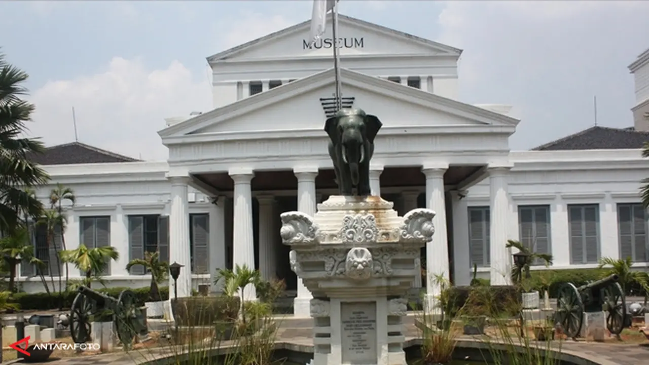 museum-gajah-1130912-b.jpg