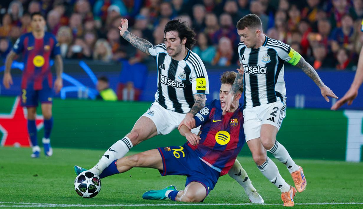 Mereka berhasil membekuk wakil Inggris, Newcastle, di Camp Nou dengan skor telak 7-2. (AP Photo/Joan Monfort)
