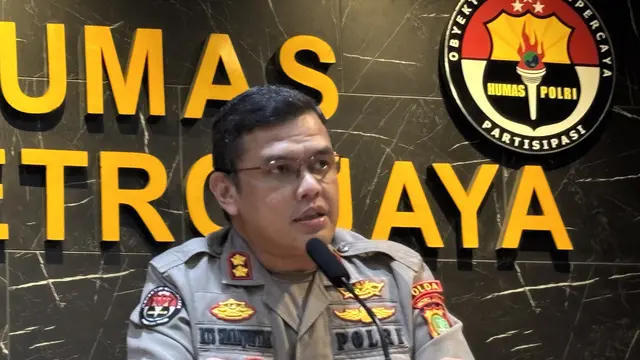 Kasubdit Penmas Polda Metro, AKBP Reonald Simanjuntak saat konferensi pers, Kamis (2/10/2025).