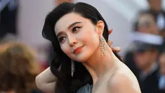 Aktris terkaya asal China, Fan Bingbing dikabarkan hilang sejak kasus penggelapan penggelapan pajak yang menimpa dirinya. Keberadaan Fan Bingbing sudah tak diketahui sejak akhir Juli 2018 lalu. (AFP PHOTO / Anne-Christine POUJOULAT)
