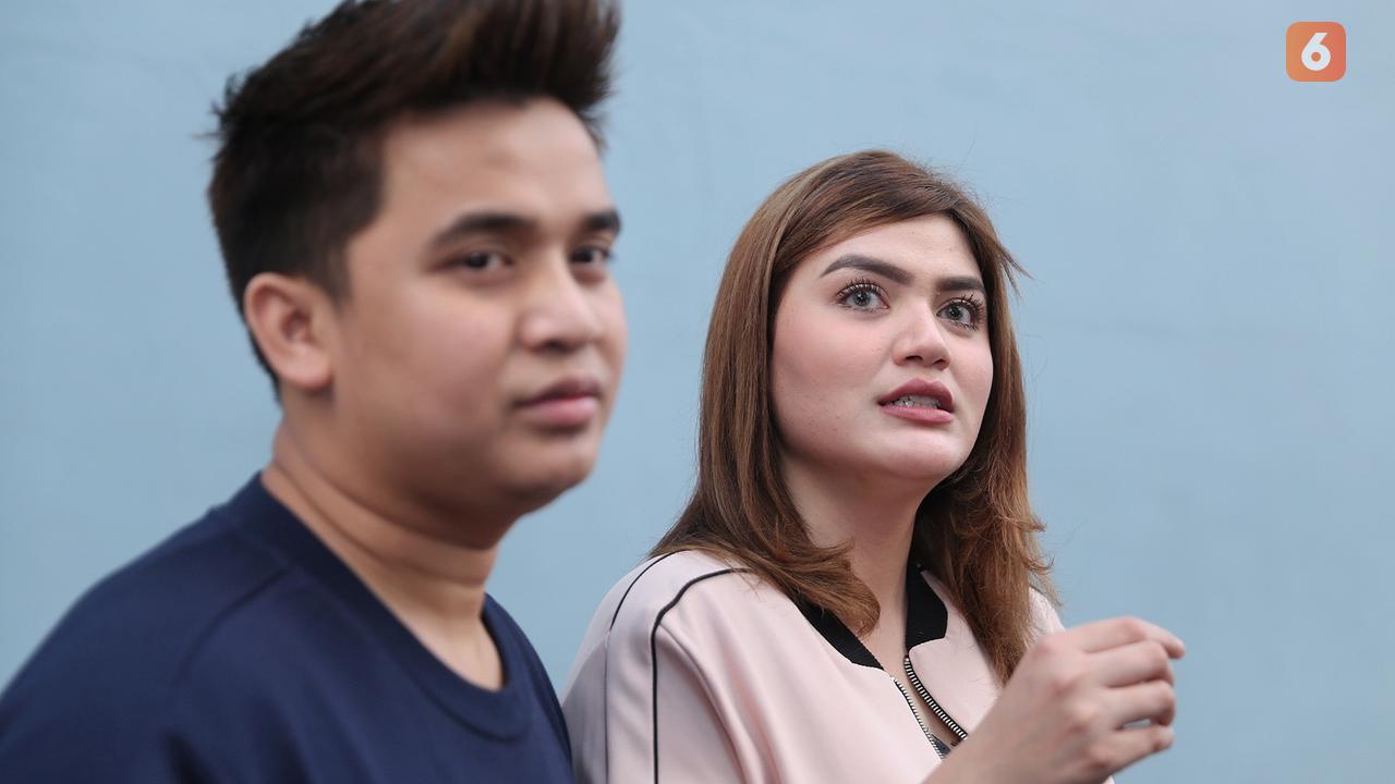 [Bintang] Billy Syahputra dan Hilda Vitria