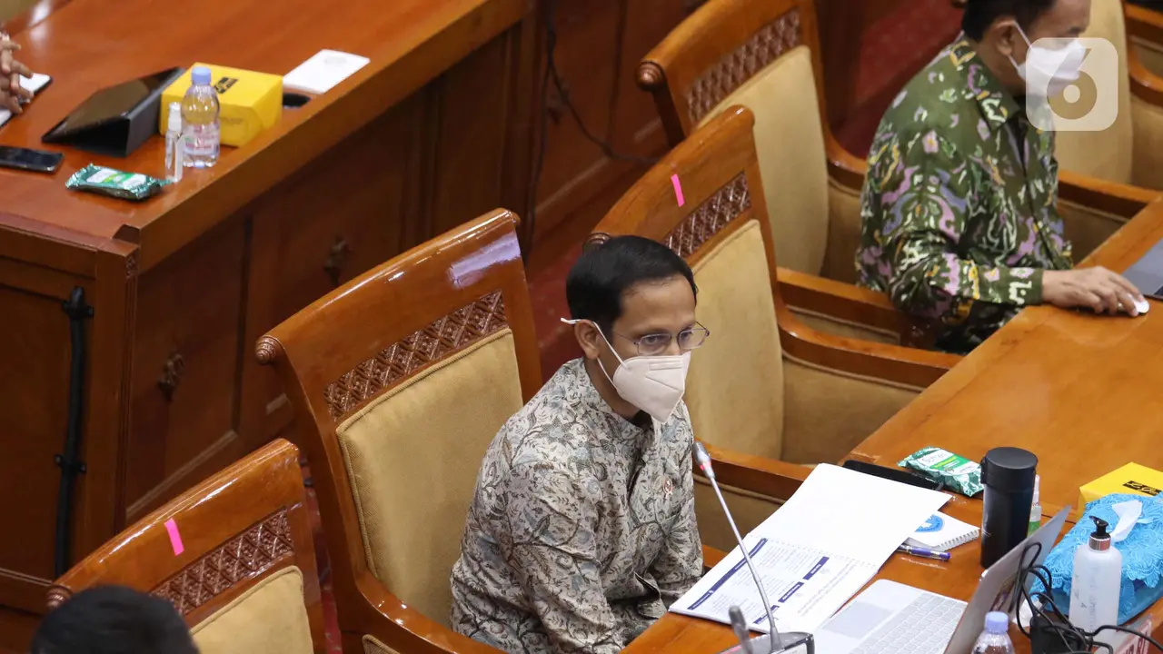 Nadiem Jelaskan Persiapan Pembelajaran Tatap Muka Kembali dengan DPR