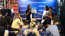 Beberapa selebgram saat acara #Nokiatributetomom yang diselenggarakan Fimela.com dan Nokia di Kota Kasablanka, Jakarta, Minggu (27/5). Pihak Nokia memperkenalkan produk terbarunya. (Liputan6.com/Helmi Fithriansyah)