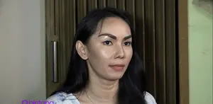 Setelah resmi bercerai dengan Deddy Corbuzier pada 2013 lalu, Kalina Oktarani sudah memiliki pria yang mengisi hatinya. Seperti apa sih pria yang sedang dekat dengan Kalina?