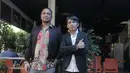 Januarisman atau lebih dikenal Aris Idol melaporkan penyanyi Ihsan Tarore di Polres Metro Jakarta Selatan pada Jumat (7/7/2017) lalu. Aris melaporkan atas dugaan pencemaran nama baik pasal 310 KUHP dan UU ITE. (Nurwahyunan/Bintang.com)