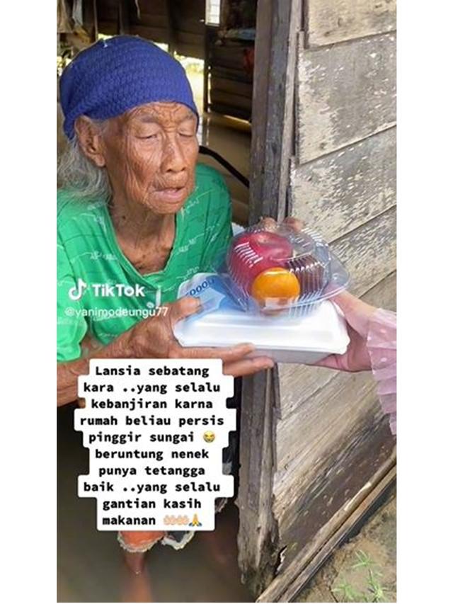 Viral Kisah Nenek yang Hidup Sebatang Kara, Pilu Rumahnya Selalu Kebanjiran