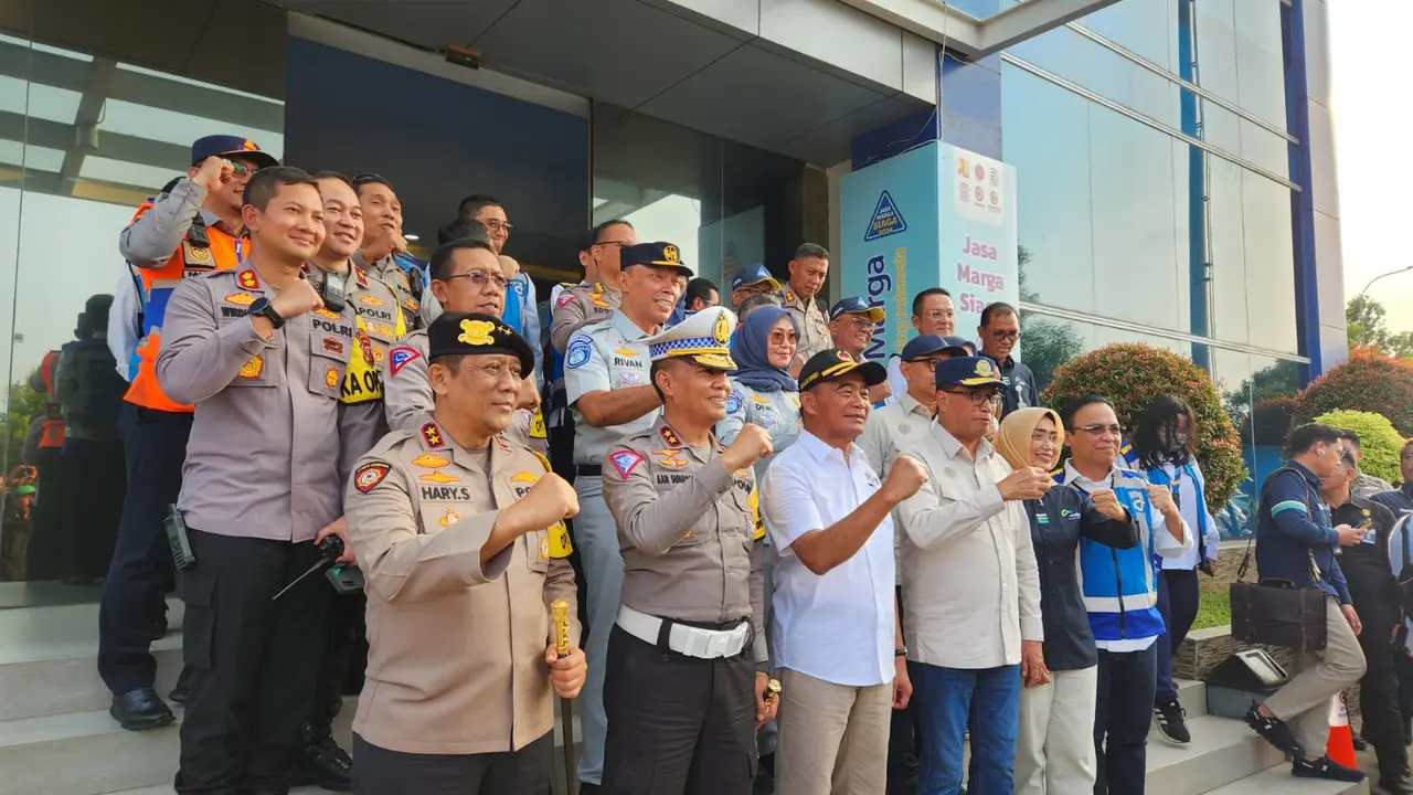 Menteri Perhubungan Budi Karya Sumadi menyarankan pemudik pulang ke Jakarta lebih awal agar tak menumpuk saat arus balik.