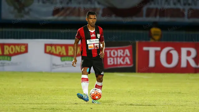 Ricardo Salampessy