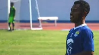 Bek Persib Bandung, Ardi Idrus. (Bola.com/Muhammad Ginanjar)