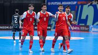 Pemain Timnas Futsal Indonesia merayakan kemenangan atas Korea Selatan pada laga pertama Grup A Piala Asia 2026 di Indonesia Arena, Jakarta, pada Selasa (27/1/2026) malam WIB. Timnas Futsal Indonesia menutup laga pertama Grup A Piala Asia 2026 dengan hasil positif. (Bola.com/Bagaskara Lazuardi)