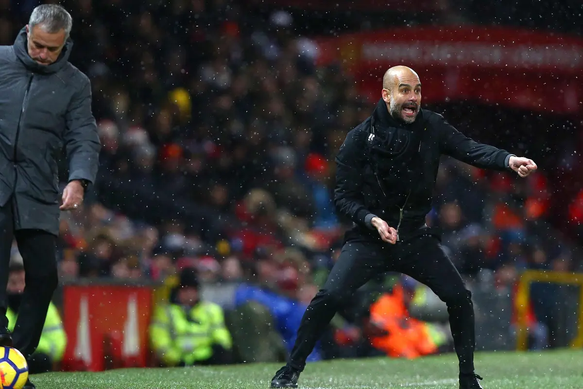 Derby Manchester-Pep Guardiola