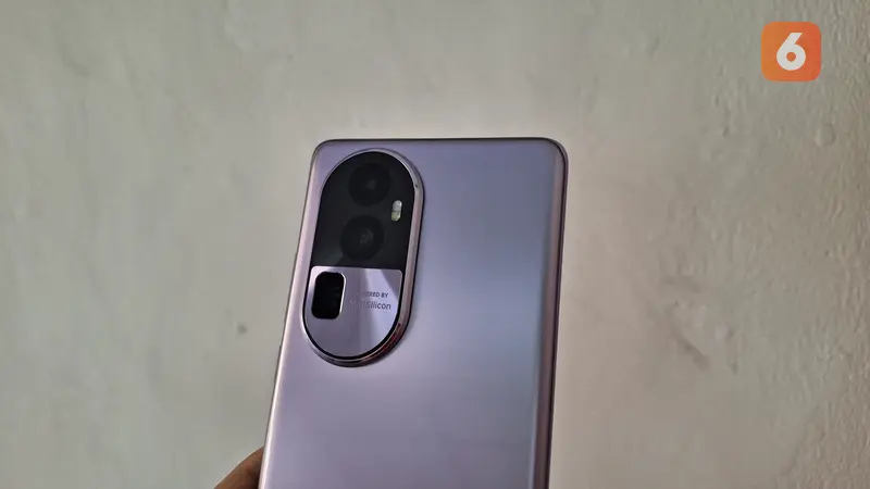 OPPO Reno10 Pro 5G Unboxing and Hands-on 