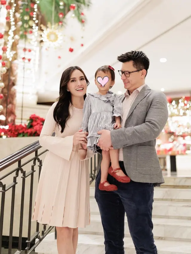 6 Potret Shandy Aulia dan David Herbowo Momong Claire, Ingin Anak Diasuh Bersama