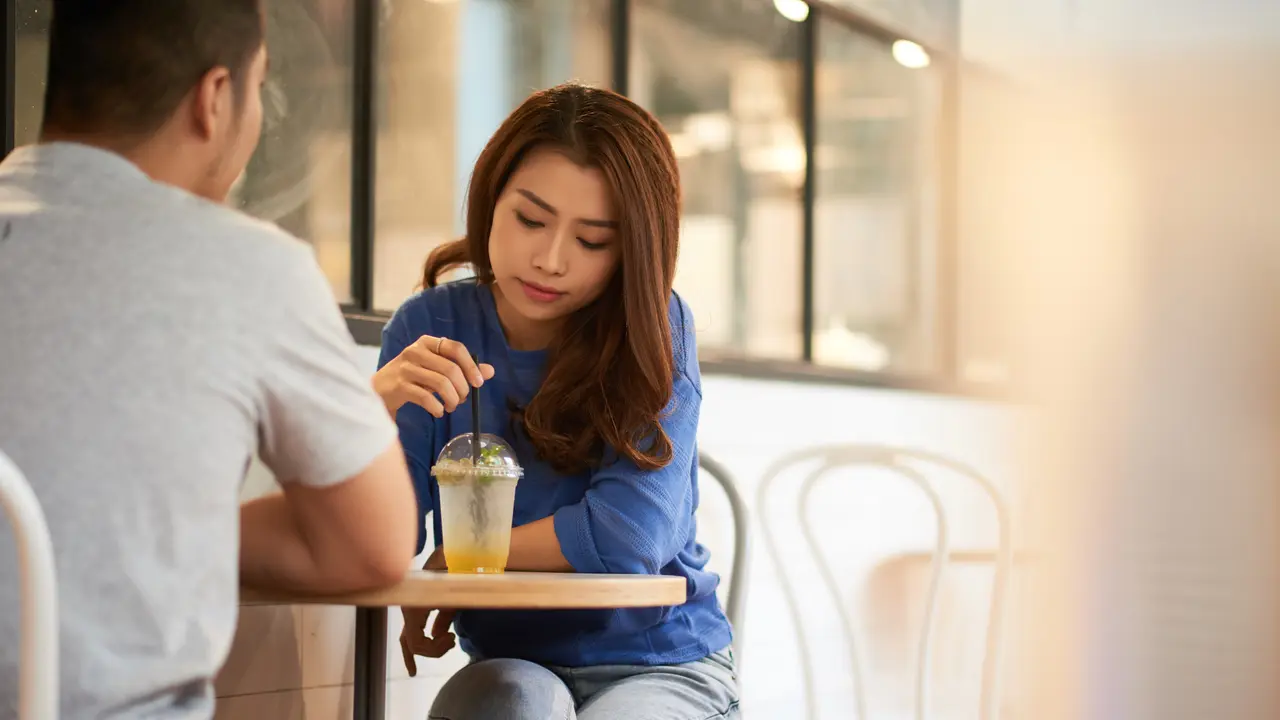berteman dengan mantan