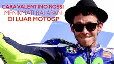Video aksi Valentino Rossi memanfatkaan waktu luangnya di antara jeda tiap seri balapan MotoGP.