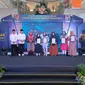 Penyerahan sertifikat halal kepada 60 UMKM binaan BI Balikpapan yang merupakan kerja sama BI Balikpapan dengan Pendamping Halal Universitas Mulawarman.